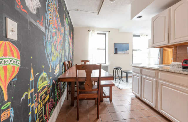 406 W 47th St Gallery 2
