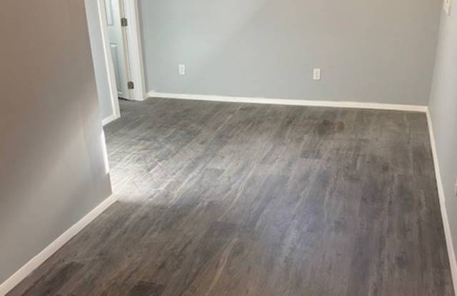 Charming 5 BD/3 BA down the street from Kelley and Luddy! photos photos