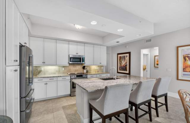 834 Bay Colony Drive S Gallery 2