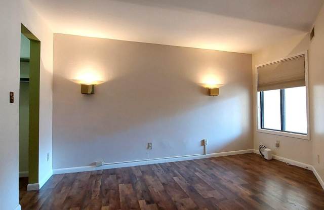 9706 HELLINGLY PLACE photos photos