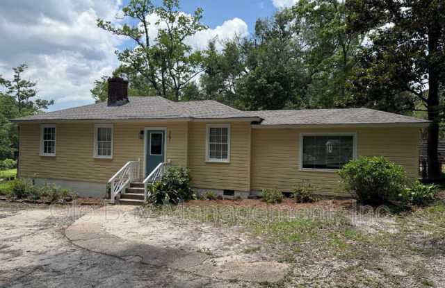 251 Azalea Circle W - 251 Azalea Circle West, Mobile, AL 36608