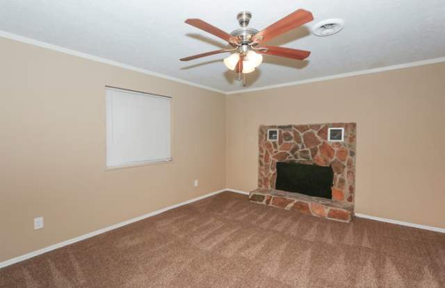 2301 Fairway Circle Southwest Gallery 4