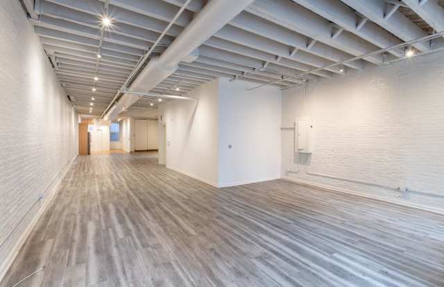 447 West 36th Street Gallery 4