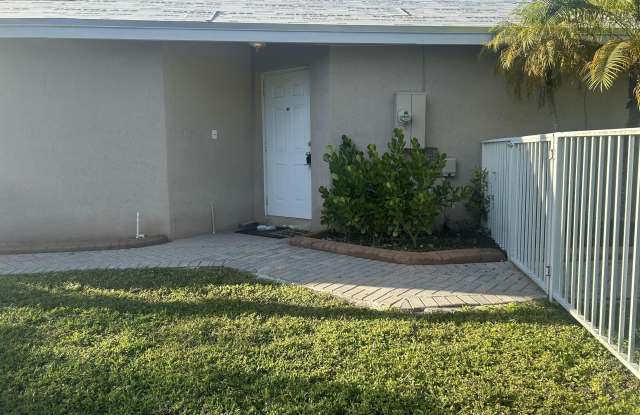 9201 NW 55th Street photos photos