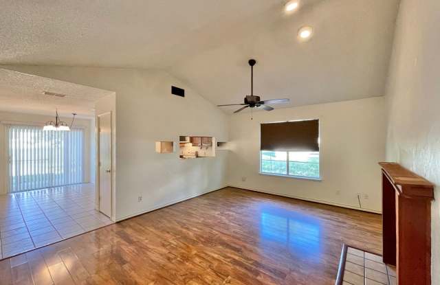 Viewable October 23rd!  Pets Accepted! Gallery 3