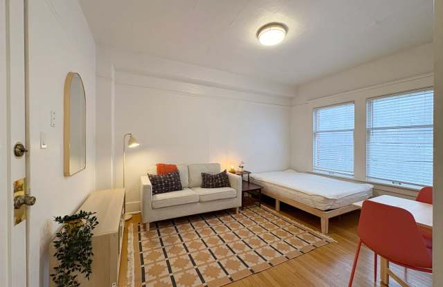 Virginian Apartments photos photos