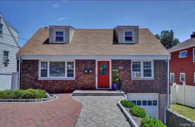 54 McGeory Avenue photos photos