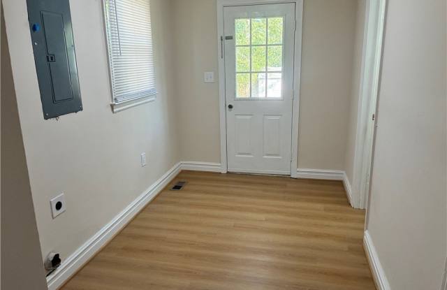 106 Hargrave Avenue Gallery 4