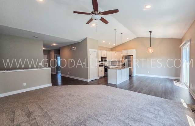 Spacious 4-Bedroom Clive Ranch with Finished Basement & 3-Car Garage Gallery 4