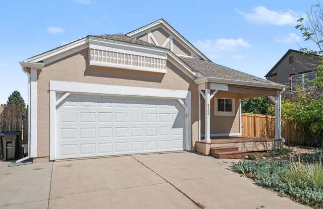 Welcome Home to Your New Arvada Home....  with fantastic outdoor space! Available NOW!! Gallery 3