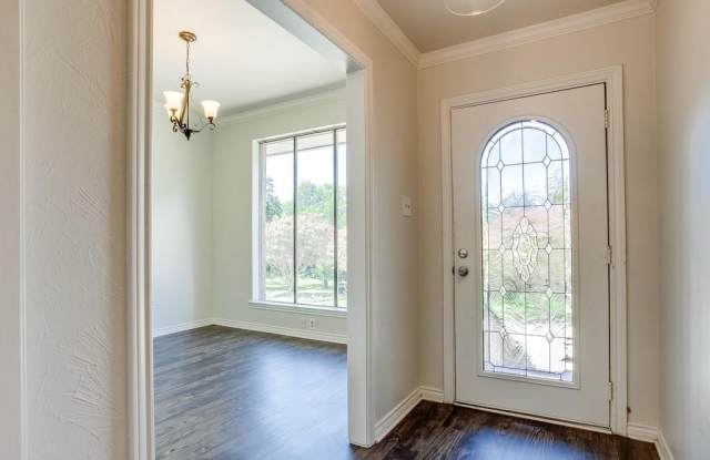 5807 Yacht Club Drive Gallery 4