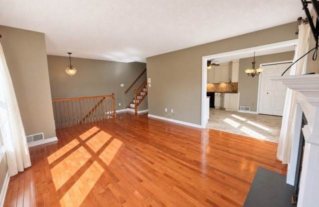 40 Heritage Ln Gallery 2