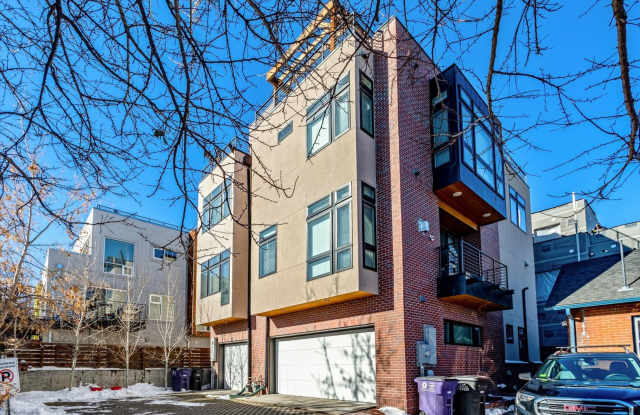 4-Story Furnished 2BD, 2.5BA LoHi Townhome with Rooftop Deck photos photos