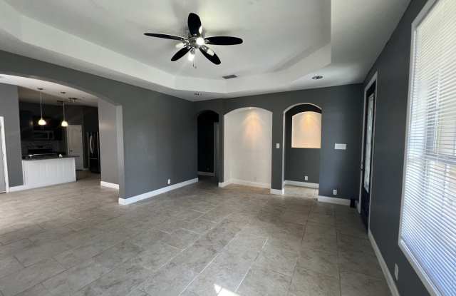 7723 SHETLAND DR Gallery 4