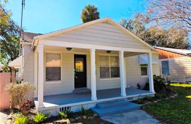2015 OAKWOOD AVENUE photos photos