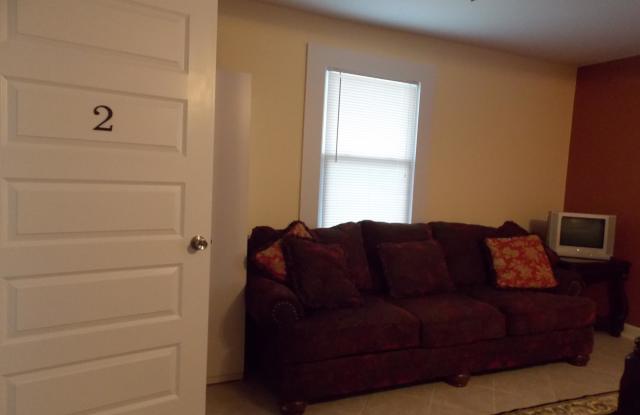 209 Clark Street - Room 2 Gallery 2