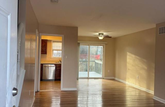 Recently Renovated 2 Bed 1 Bath Ready To Move In ASAP photos photos Recently Renovated 2 Bed 1 Bath Ready To Move In ASAP photos photos