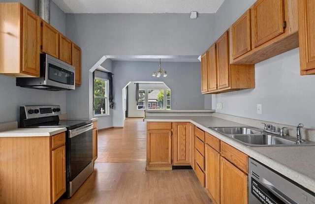 125 23rd Ave - 125 23rd Avenue, Seattle, WA 98122