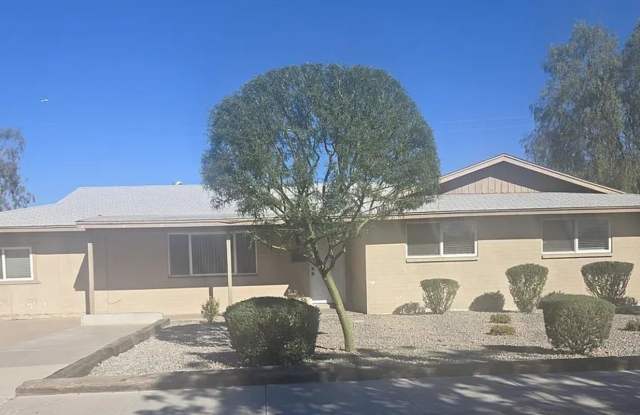 620 E Broadway Lane photos photos