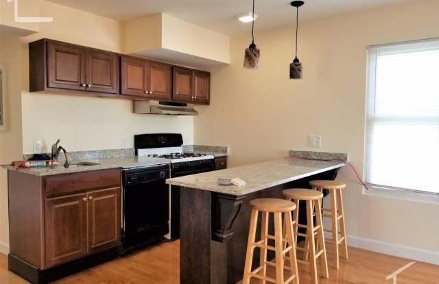 Great price and location for a modern unit in Allston (2 bathrooms!) photos photos