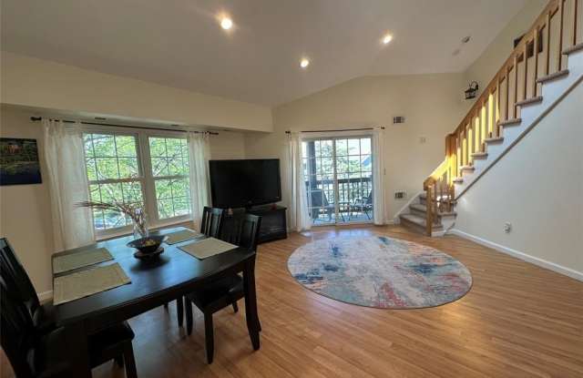 1488 Westgate Drive Gallery 1