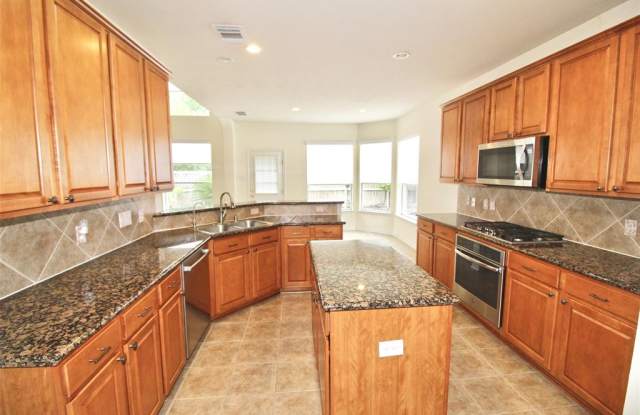 22504 Sail Harbour Court Gallery 2