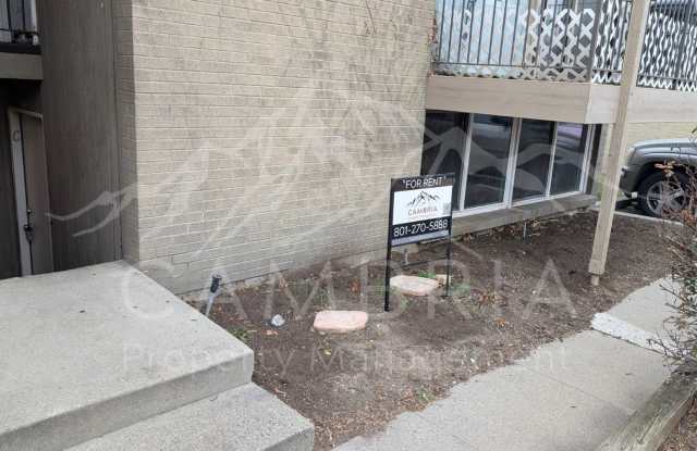 Cozy 2 BR 1 BA Condo Available In West Valley photos photos