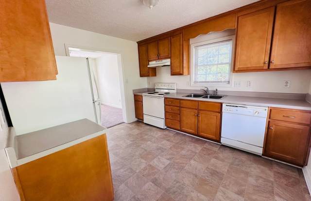 3 Bedroom 2 Bath Duplex Gallery 3