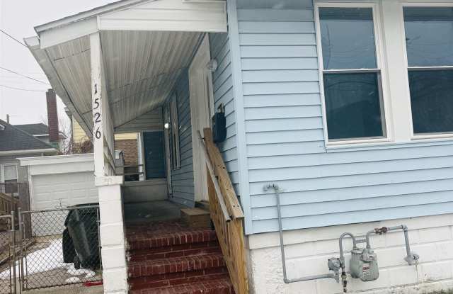 1526 Madison Ave photos photos