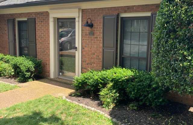 Beautiful 2 Bedroom Townhome in Gated Community! photos photos