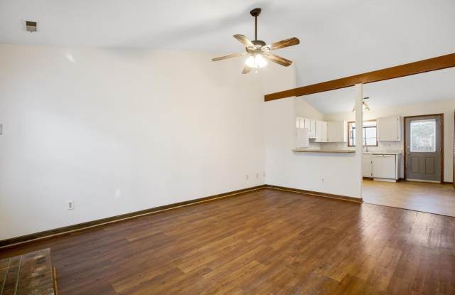 205 Corey Court Gallery 3