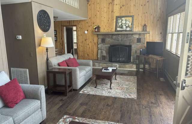 681 Chalet Village Dr photos photos