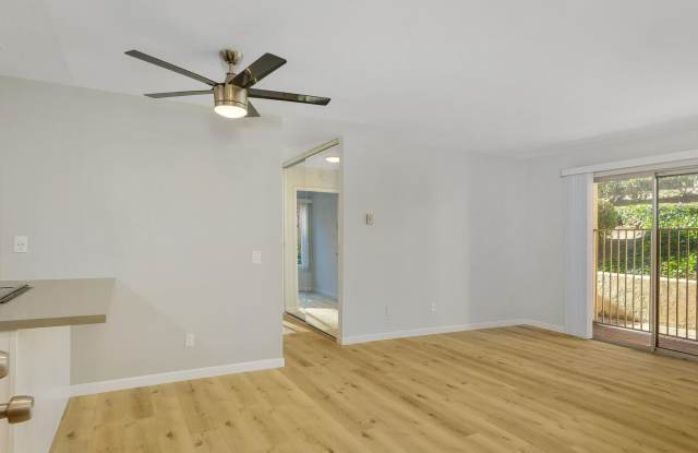 HO-2362 - 2362 Hosp Way, Carlsbad, CA 92008
