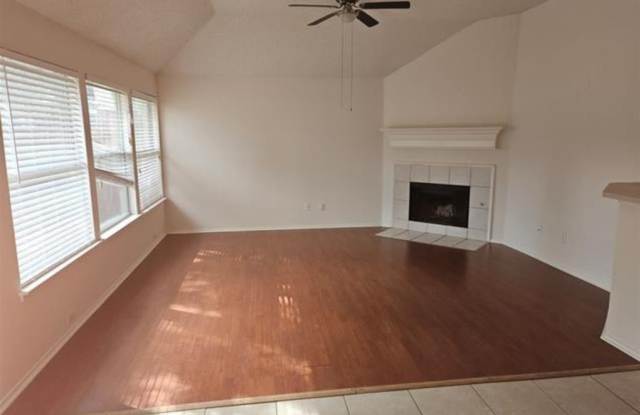 7509 Sunburst Trail Gallery 2
