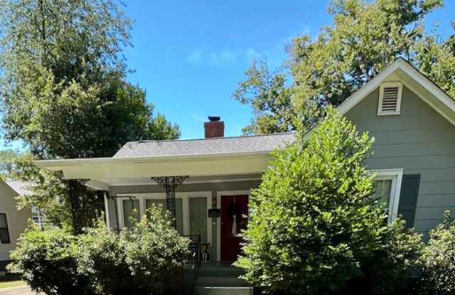 2733 Thornton Circle Southwest Gallery 1
