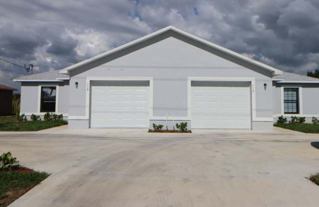 Coming mid July Newer Duplex Waterfront 3/2 photos photos