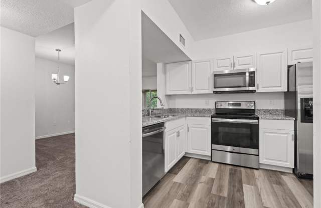 9524 NEWDALE WAY Gallery 4