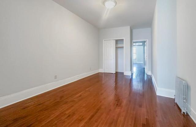 507 HENRY ST. Gallery 4