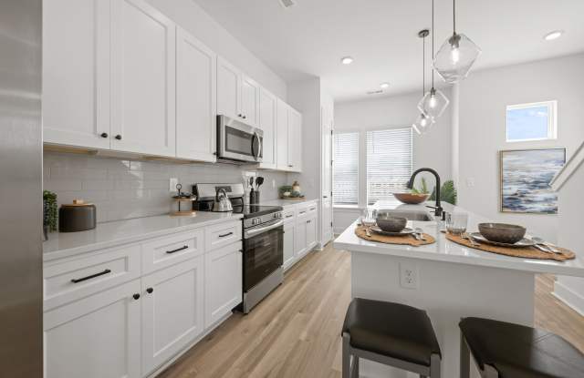 Cascadia at Highland Creek photos photos