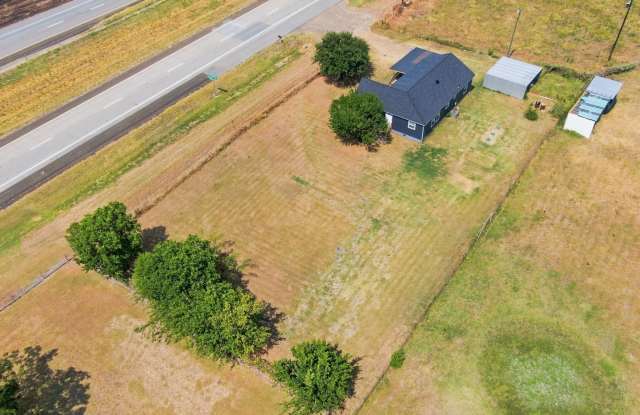 6575 W State Highway 31 Gallery 1
