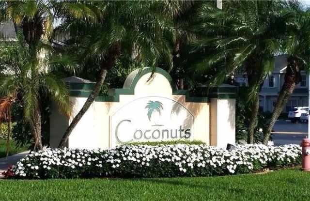 51 Whitehead Circle unit: 51 photos photos