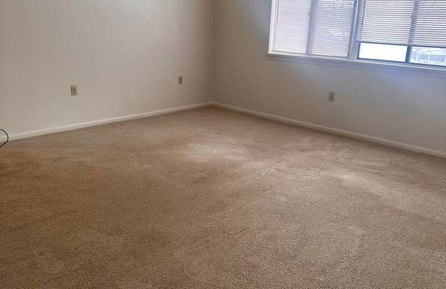 Two bedroom available in Millcreek photos photos