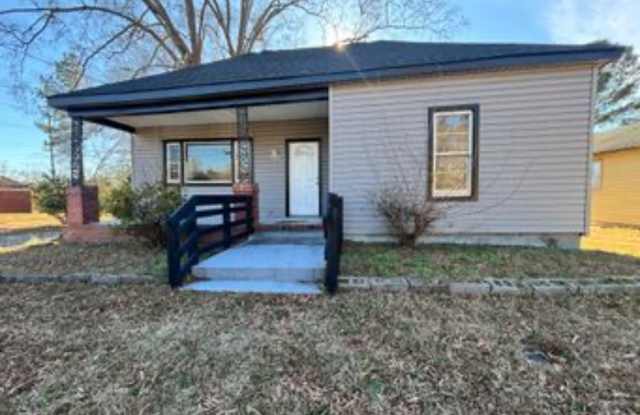 209 Home Street - 2 photos photos 209 Home Street - 2 photos photos