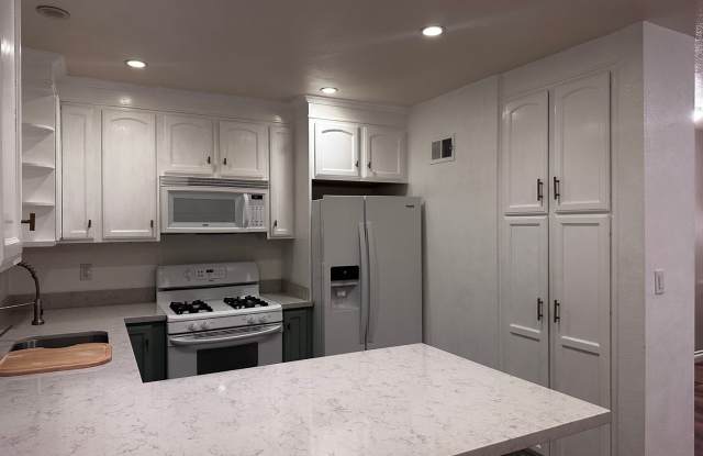 Imagine coming home to this....... - 17942 River Circle, Santa Clarita, CA 91387 Imagine coming home to this....... - 17942 River Circle, Santa Clarita, CA 91387