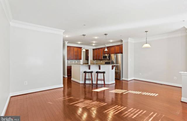 5807 DUNCAN Drive Gallery 3