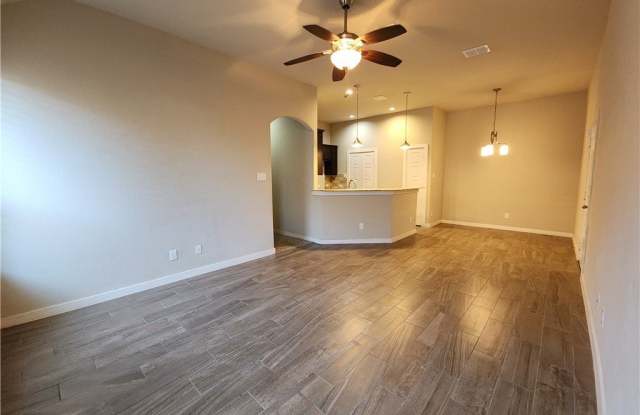 1115 Creekside Orchard Gallery 2