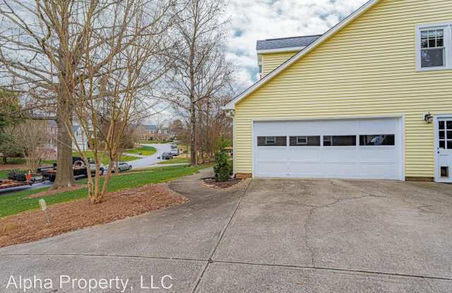 102 Comstock Ct Gallery 4