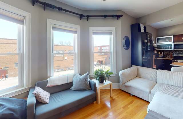 735 E Third street unit #2 photos photos