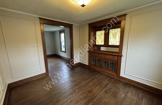 321 Kinsmoor Avenue Gallery 4