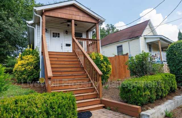 1902 26th Ave S photos photos